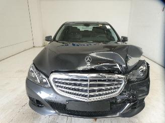 Mercedes E-klasse 2.2D CDI picture 2