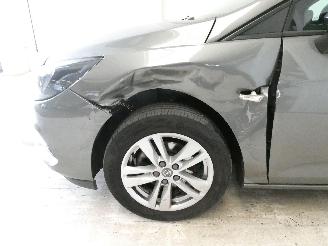 Opel Astra SPORTS TOURER picture 4