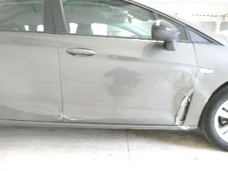 Opel Astra SPORTS TOURER picture 10