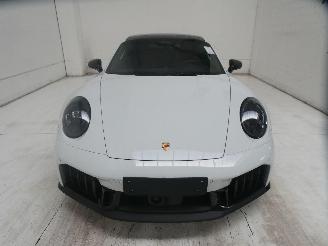 Porsche 911 CARRERA GTS picture 2