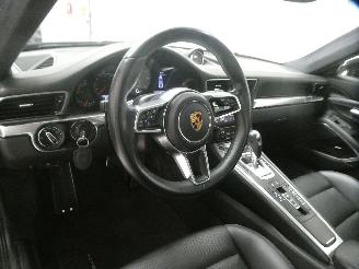 Porsche 911 CARRERA 4S COUPE picture 10