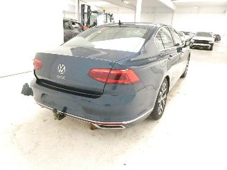 Volkswagen Passat GTE picture 6