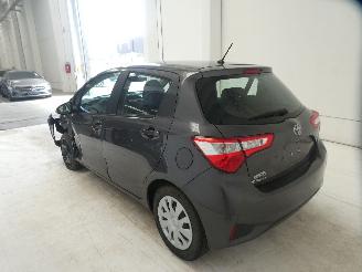 Toyota Yaris Y-OUNG picture 10