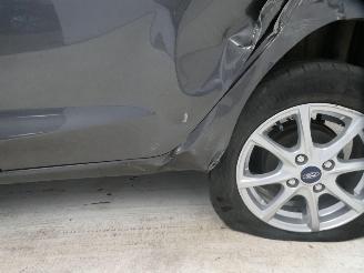 Ford Fiesta TITANIUM picture 6