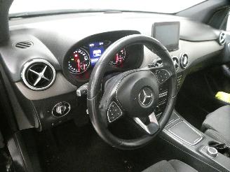 Mercedes B-klasse B 180 picture 17