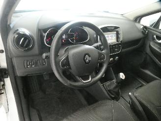 Renault Clio  picture 12