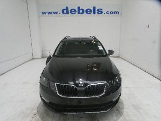 Damaged car Skoda Octavia AMBITION 2019/12