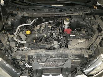 Nissan Qashqai 1.2 picture 19