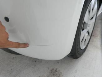 Peugeot 208 LIKE picture 11