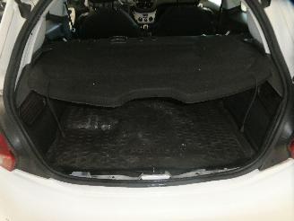 Peugeot 208 LIKE picture 18
