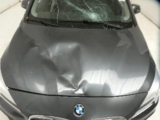 BMW 2-serie 216D picture 8