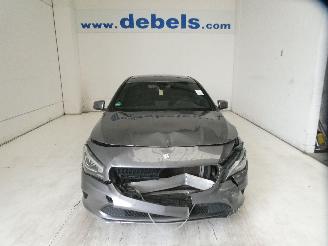 Auto incidentate Mercedes 200-serie 200 D 2017/10