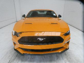 Ford Mustang  picture 2