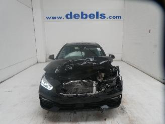 Unfallwagen BMW 1-serie I 2021/6
