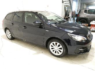 Peugeot 308 II SW STYLE picture 7