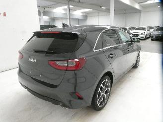Kia Cee d PULSE 1.6 CRDI ISG picture 7