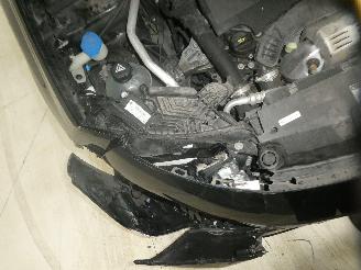 Peugeot 308 III ALLURE picture 23