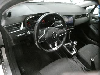 Renault Clio V CORPORATE EDI picture 17