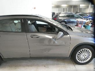 Mercedes GLA 180 picture 19