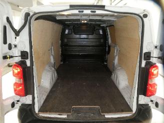 Citroën Jumpy 2.0 D picture 18