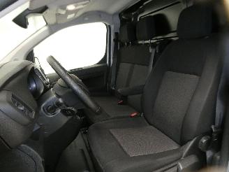 Citroën Jumpy 2.0 D picture 17