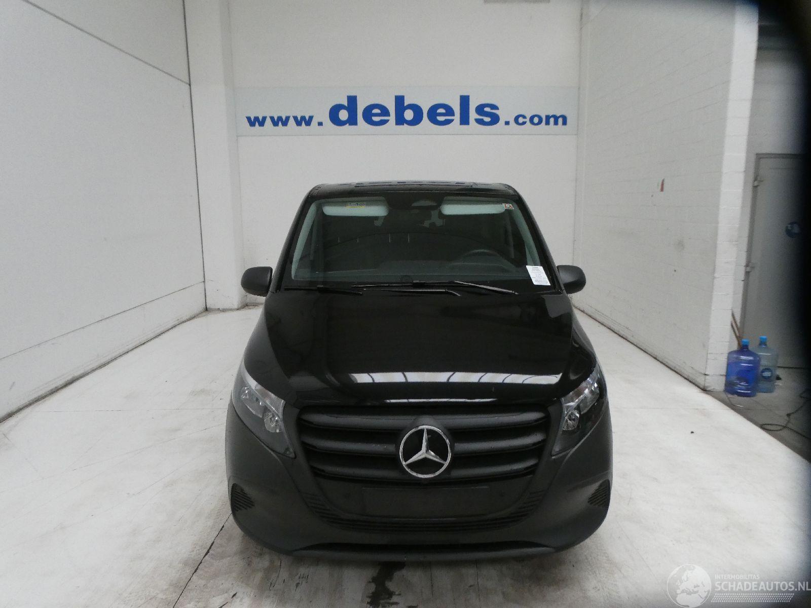 Mercedes Vito 8+1 PL