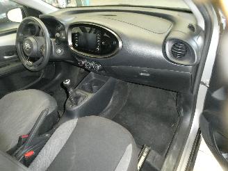 Toyota Aygo X PLAY picture 15