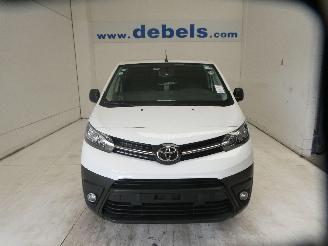 uszkodzony samochody osobowe Toyota ProAce 1.5D MWB ACTIVE 2021/8