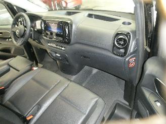 Mercedes Vito 8+1 TREKHAAK picture 9
