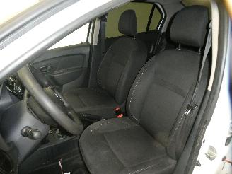 Dacia Logan  picture 17