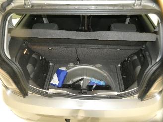 Volkswagen Up! MOVE picture 16