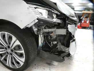 Renault Scenic TCE 140 EDC CORP picture 14