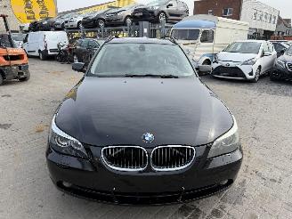 BMW 5-serie TOURING picture 2