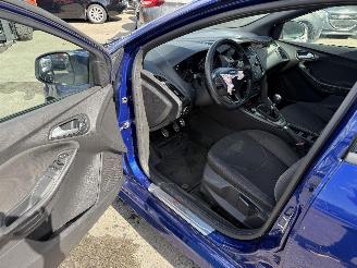 Ford Focus ST-LINE picture 24