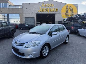 uszkodzony samochody osobowe Toyota Auris  2012/9