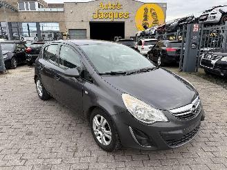 Damaged car Opel Corsa 1.3 CDTI 2011/9