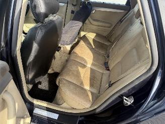 Audi A4 1.9 TDI AVANT picture 14