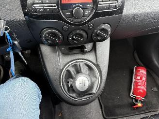 Mazda 2 ACTIVE picture 19