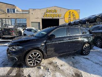 Fiat Tipo 1.4I LOUNGE picture 1