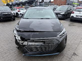 Hyundai Ioniq PLUG IN - HYBRID picture 2