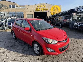Unfallwagen Hyundai I-20 1.2I 2013/11