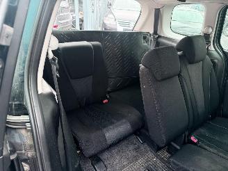 Mazda 5 1.6 CDVI 7-SEAT picture 12