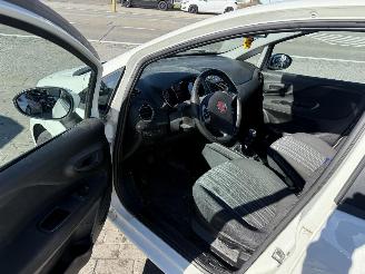 Fiat Punto 1.3 MULTIJET picture 12