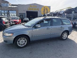 uszkodzony samochody osobowe Volvo V-50 1.6D 2007/9