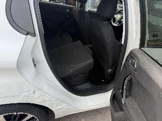 Peugeot 208 1.2 ALLURE picture 17