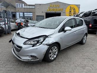 Damaged car Opel Corsa 1.4I 2018/1