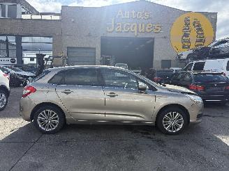 Voiture accidenté Citroën C4 1.6I VTI SEDUCTION 2012/1