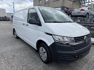 Damaged car Volkswagen Transporter ENGINE OUT 2024/3