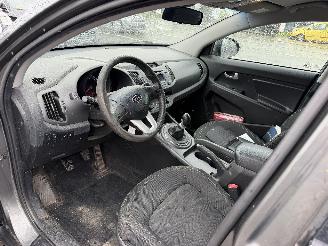 Kia Sportage 1.6I LOUNGE picture 5