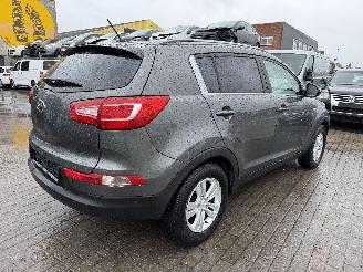 Kia Sportage 1.6I LOUNGE picture 8